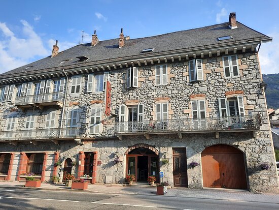 Hotel-George
