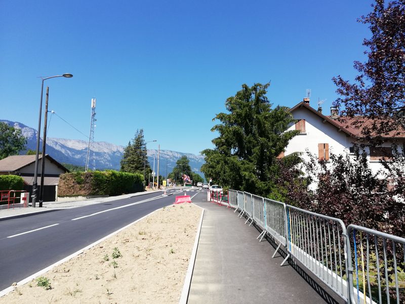 Faverges : D 2508 : Initiation au slalom gant