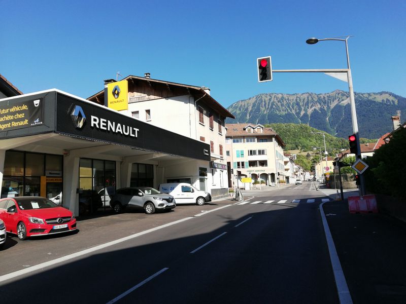 Faverges : Départ à Bicyclette ; sur la route d'Annecy