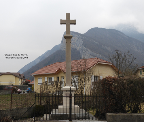 croix-rue-du-thovey-faverges