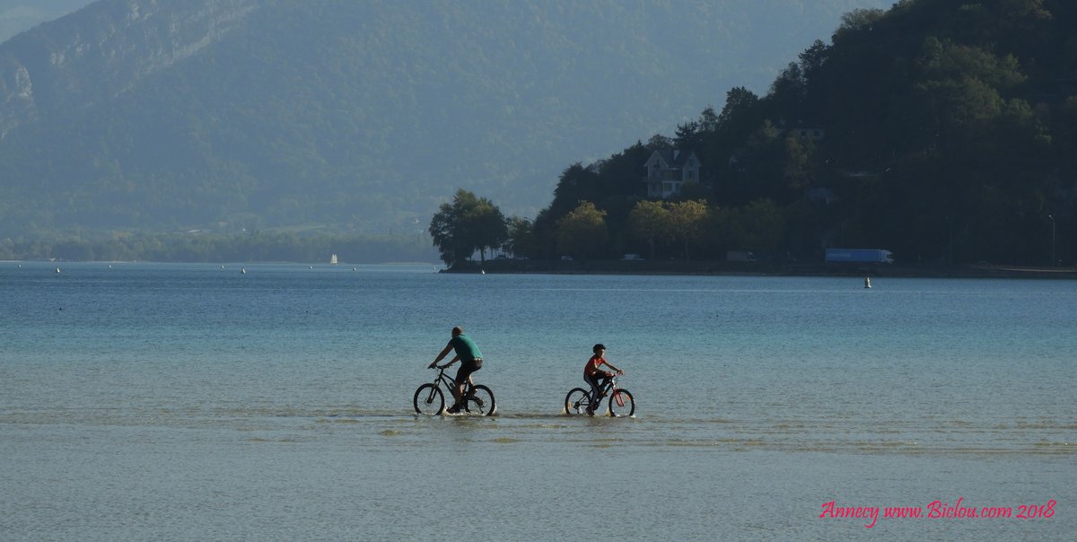 velos-sur-lac-annecy-2018