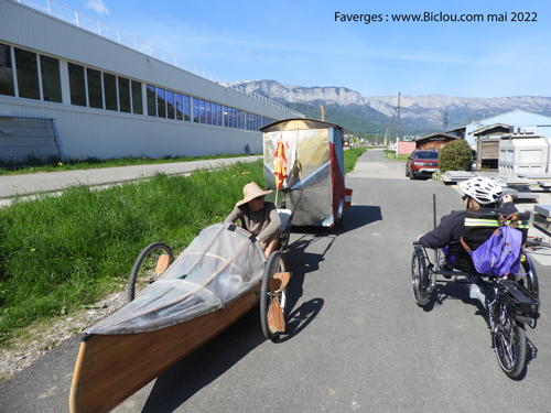 droles-de-machines-en-favergie-2022-drole-de-zig