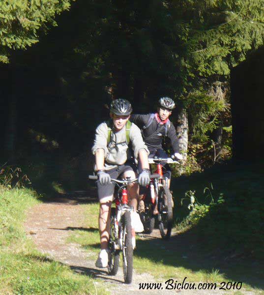 : Arrivée sous l'abbaye de Tamie