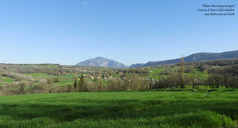 Revenons un instant sur Viarhôna qui plonge ici sur la vallée des Usses