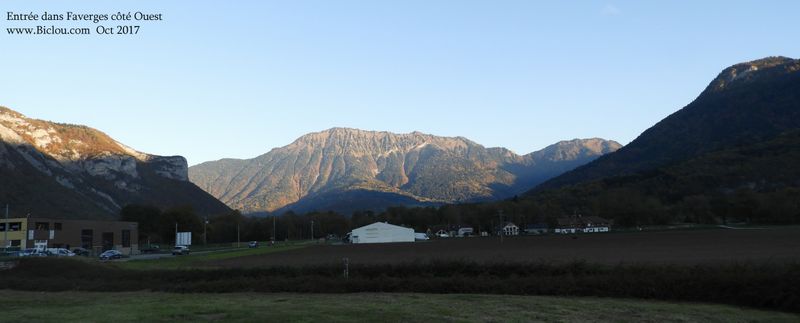 Giez ; arrivée à Faverges en vue de la Dent de Cons