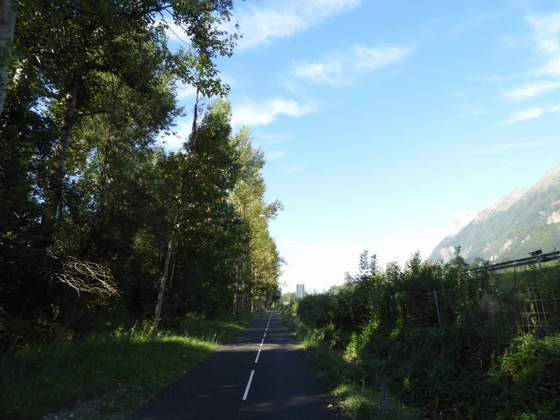 Voie verte Ste Hélène le long de l'A430