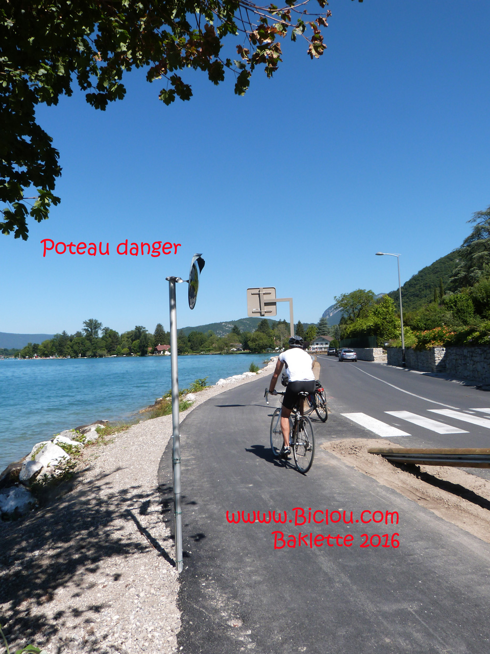 voie-verte-lac-annecy-balmette-poteau-danger