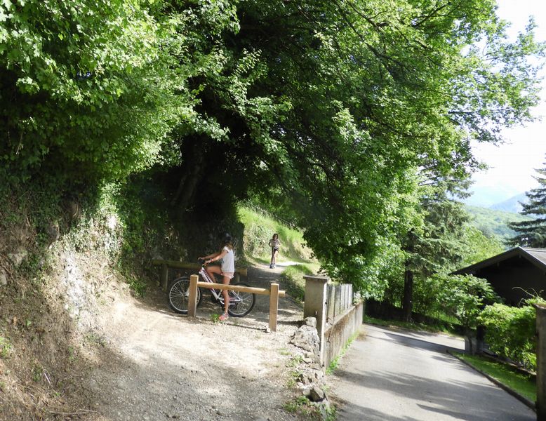 Passage en gravelle, mais ça passe bien à bicyclette fine