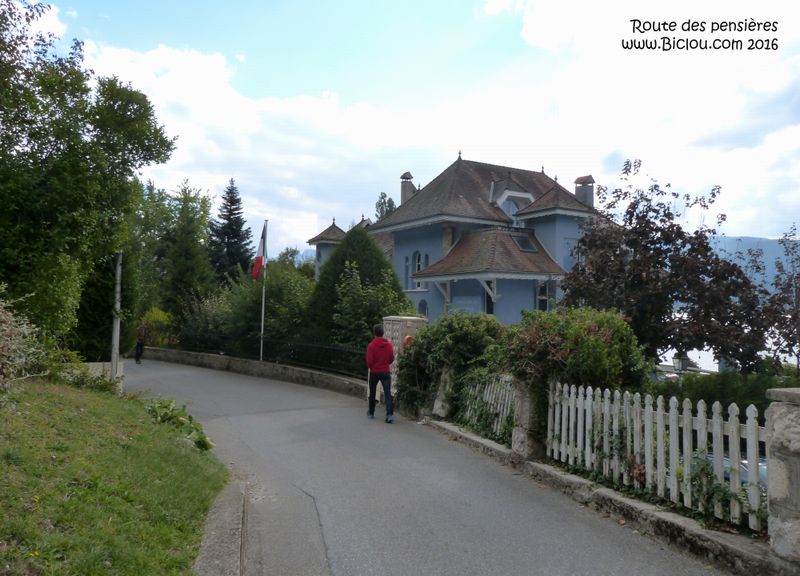 Sur la route des pensières, quelques belles gargotes ..