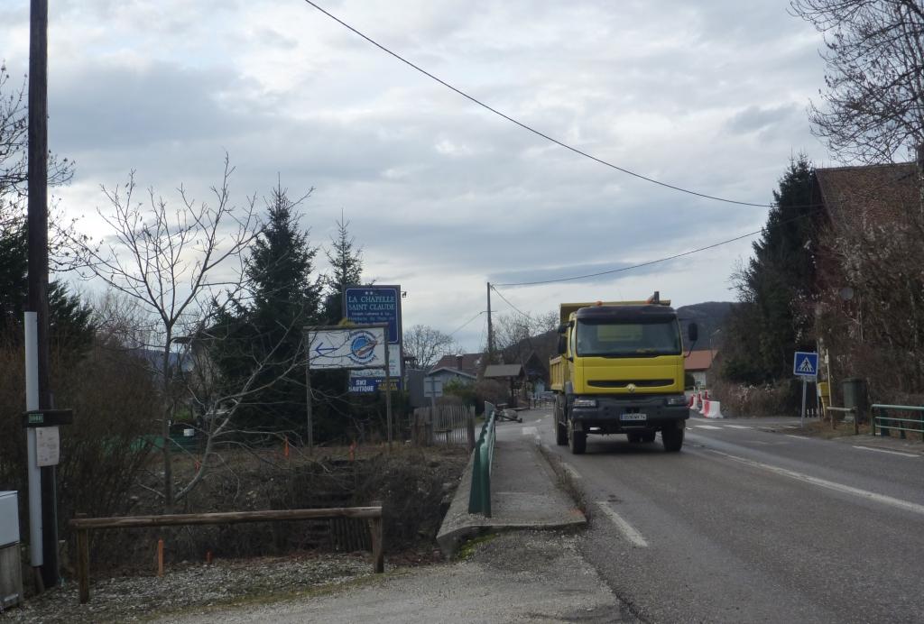 Pont sur la D 1508 a Angon