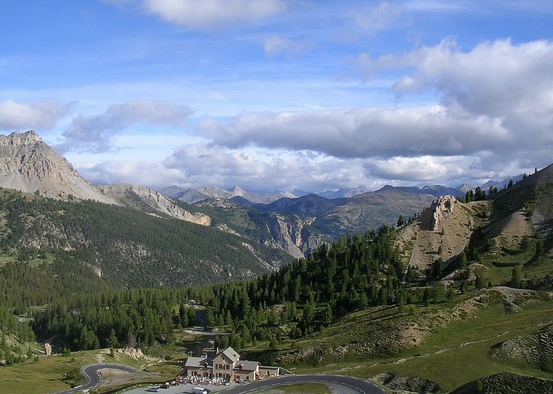 Le refuge Napoléon peu avant l'ultime coup de rein de l'Izoard en 2005