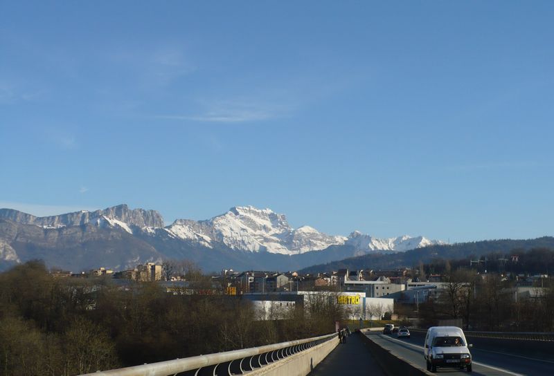 Pont de Brassilly, la bande cyclable