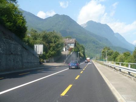 voie cyclable villleneuve st gingoph suisse