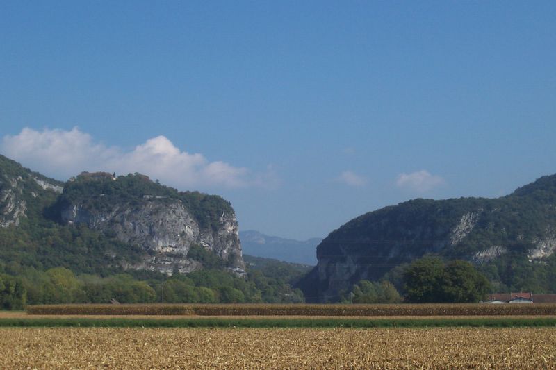 Défilé de la Balme : La grotte La Balme