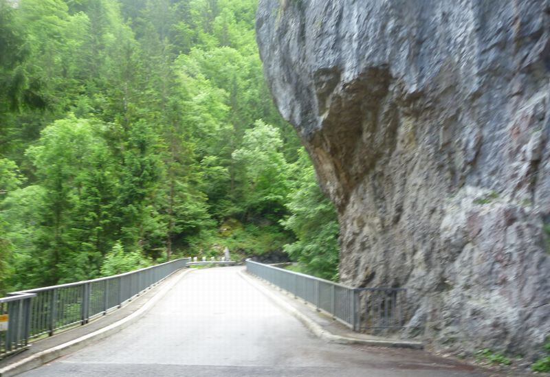 Les Gorges du Bronze menant au Mont Saxonnex