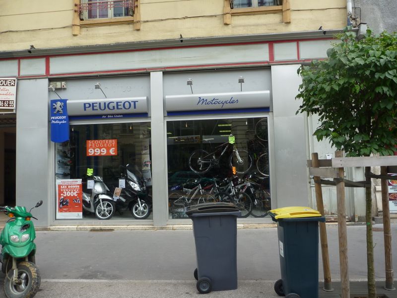 Il a fallu trouver un vélociste à Chalon sur saone près de la gare