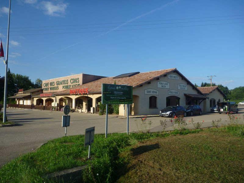 La cave des grands crus de Pouilly Loché me tend les bras