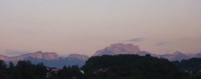 Ouf, enfin les montagnes après 1200 km : La Tournette