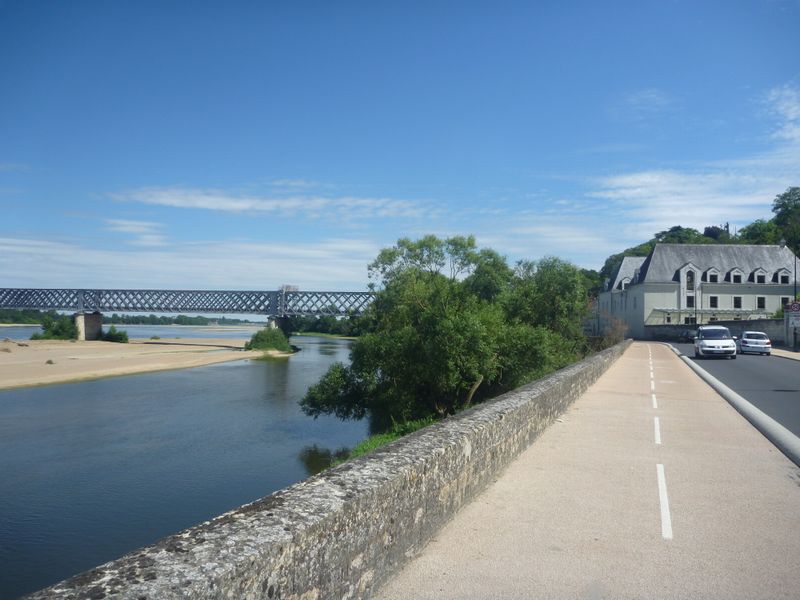 Bandes cyclables après Saumur ..