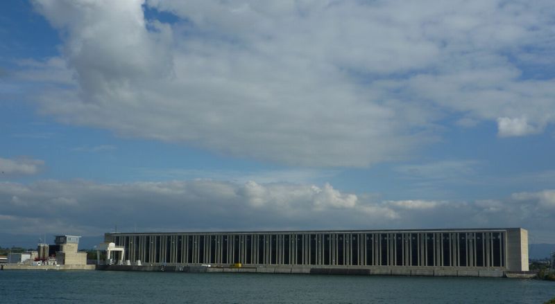 Barrage de Bourg les Valence sur le Rhône