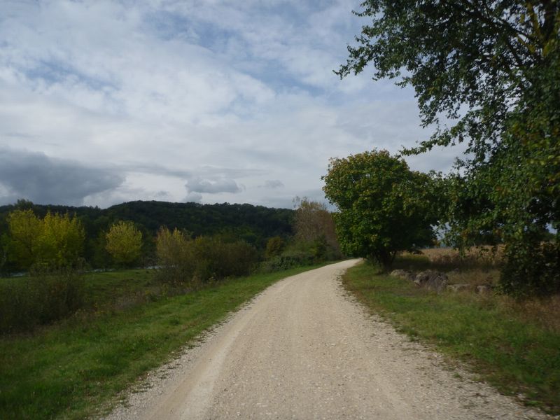 Nous avons avancé et nous voici apres le pont de Groslée en route vers Saut Brenaz, ca roule ma poule..