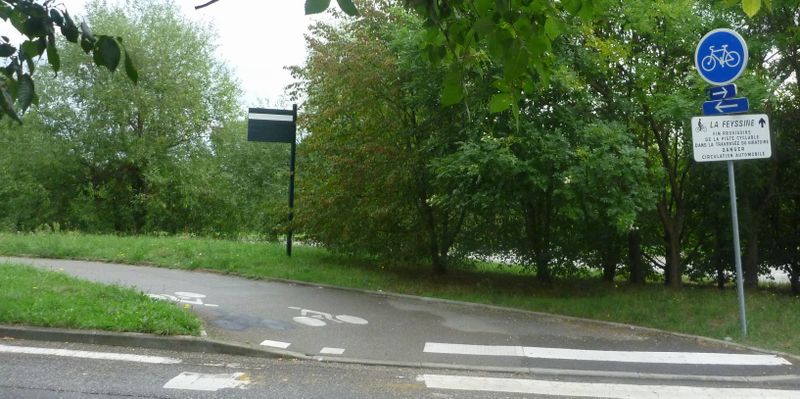 Via Rhona Jonage Vaulx en velin Lyon : IL faut suivre La Freyssine