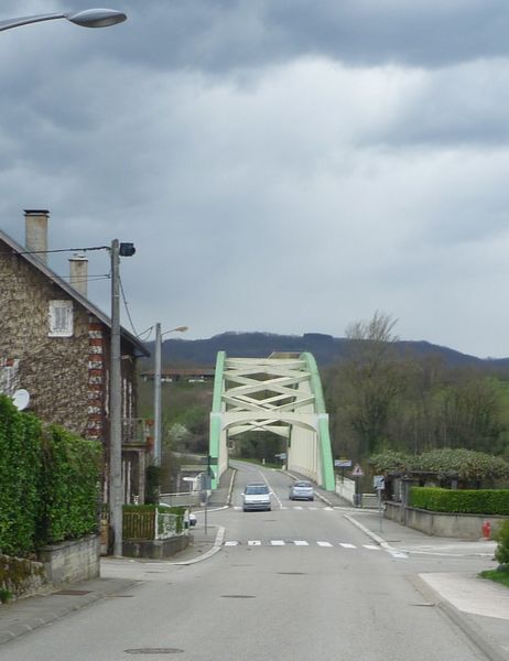 Pont sur l'isere à port St Gervais isere en 2010
