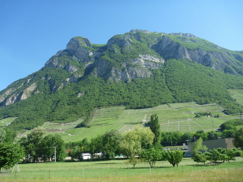 La fameuse savoyarde au dessus de Montmélian en mai 2011