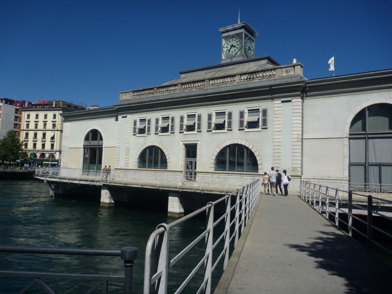 Le Bâtiment des forces motrices à Genève en 2011