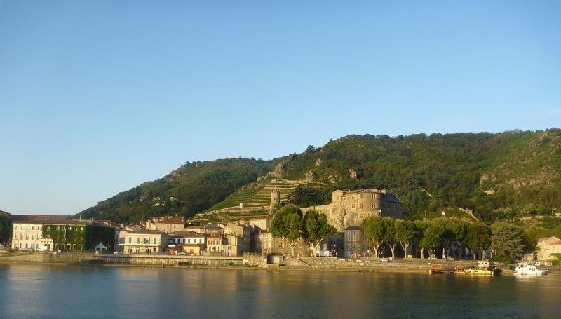 Tain l'hermitage en 2011 vue d ela viarhôna par le claudio de la Faverges en goguette