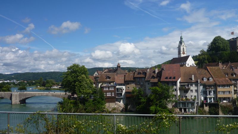 Village de Laufenburg au bord du Rhin en 2012