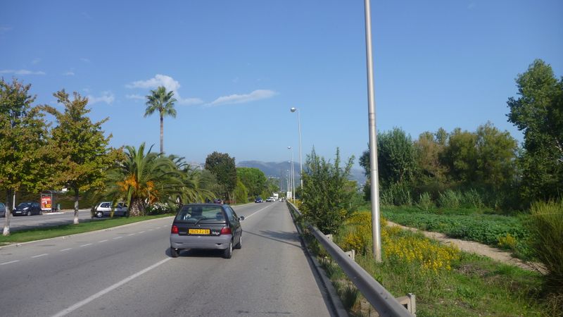 De st laurent du Var Vers Baronne