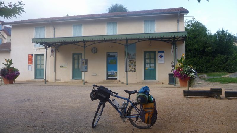 Gare de Charnay les Mâcon début voie verte en 2012