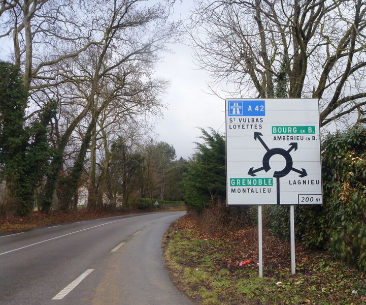 Carrefour de Lagnieu, fin provisoire Viarhôna en 2012