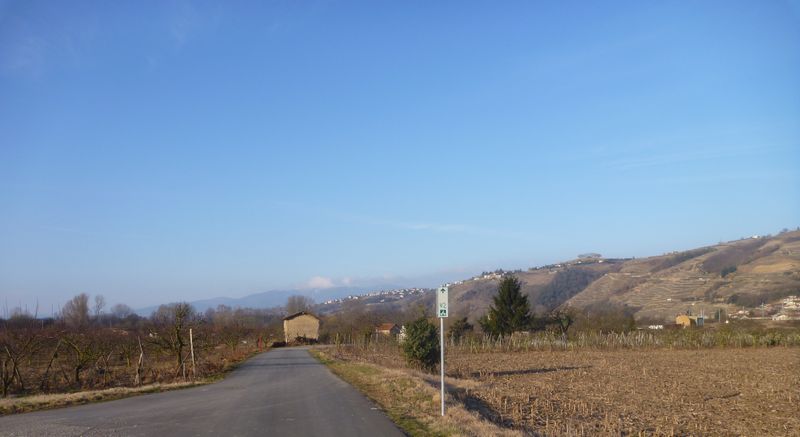 La zone des maraiches de condrieu enfin balisée Viarhôna en 2012 : Merci claduio..