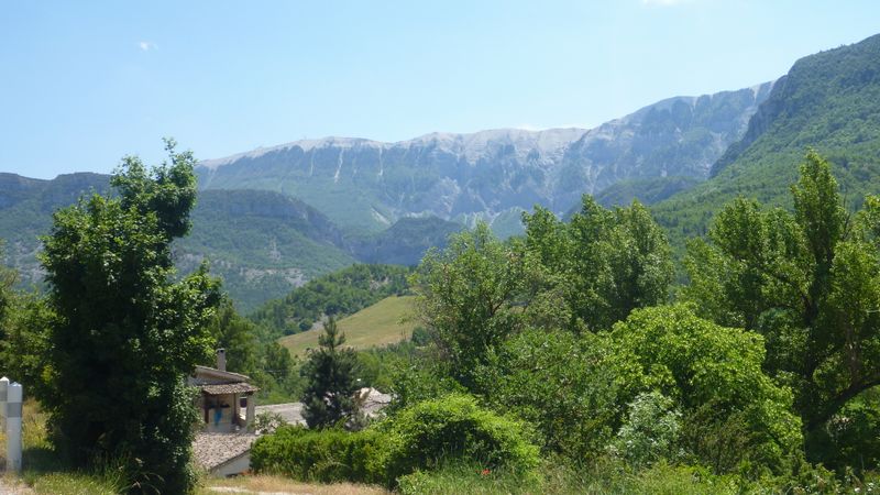 Vu sur le signal de Lure depuis la vallée du Jabron en 2013