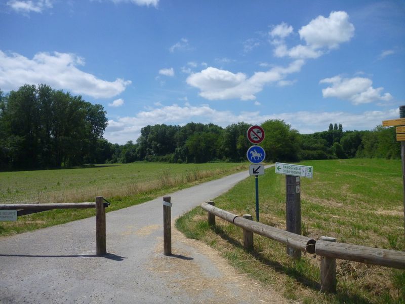 La voie verte resort au beau milieu de nulle part au grand parc