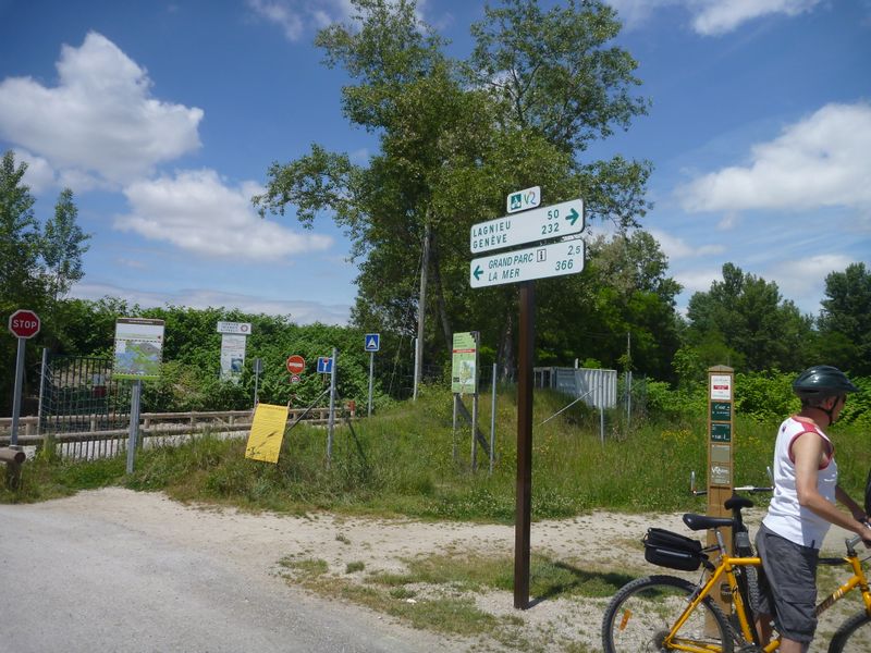 Tiens des pancartes viarhôna à Grand parc de Lyon : elles sortent d'où ? en 2013