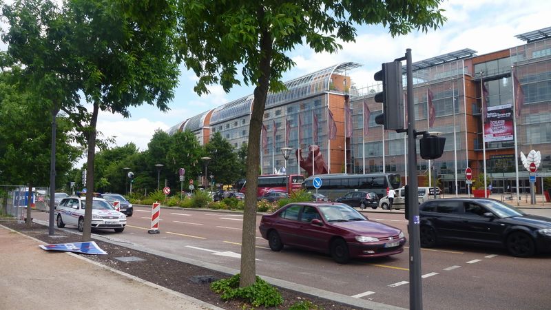 Lyon : en 2013, travaux sur les quais du rhône rue quai de Serbie, donc passage obligé par la route dangereuse.