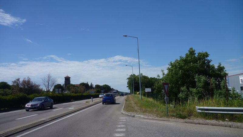 Rn 7 à Les Tourettes dans la drôme en 2013 : Bandes cyclables oubliées ..