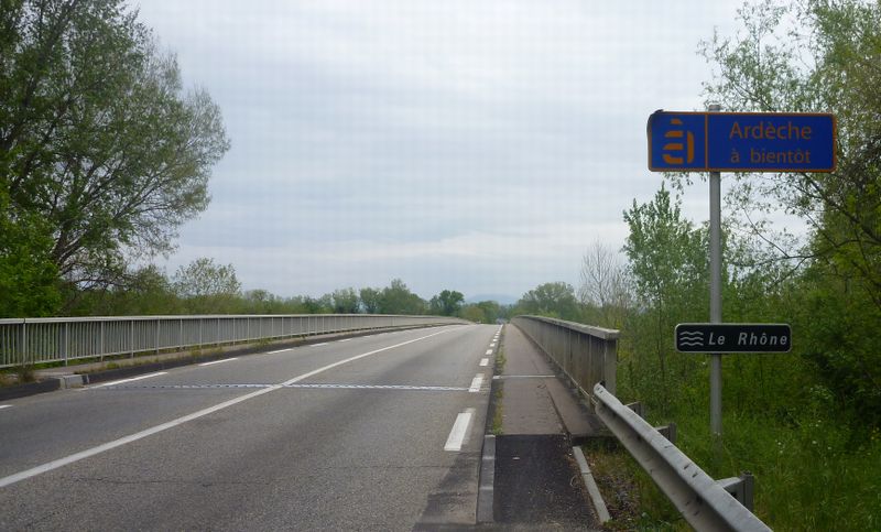 Pont traité pour les vélos sur le Rhône en 2013