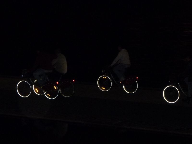 Fantômes de cyclistes sur Viarhôna à Lyon 2013