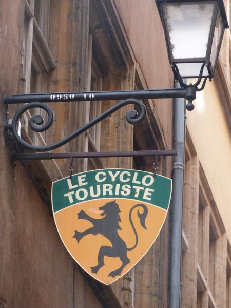 Le cyclo Touriste du vieux Lyon : siège du CT Lyon