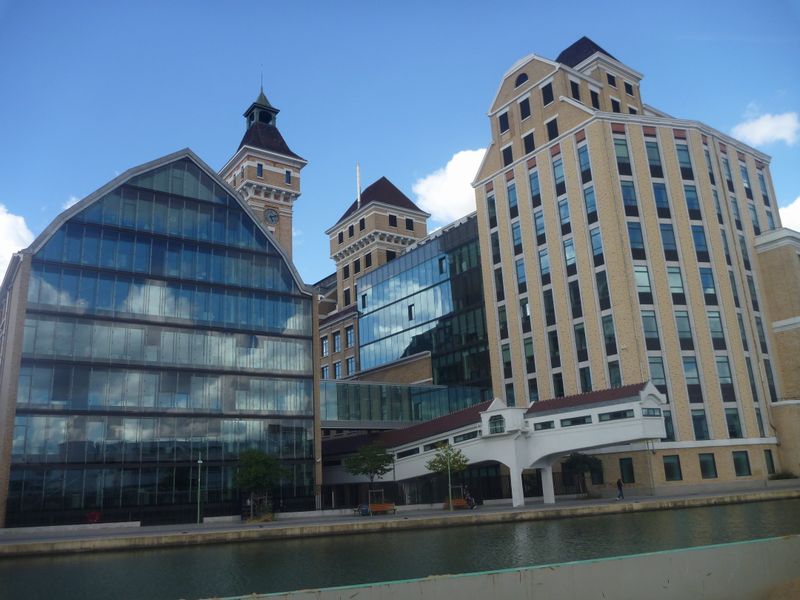 Paris : non loin de la cité des Sciences ?