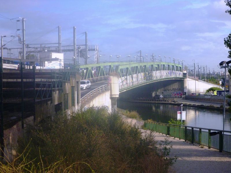 Le canal de st Denis rejoint la Seine