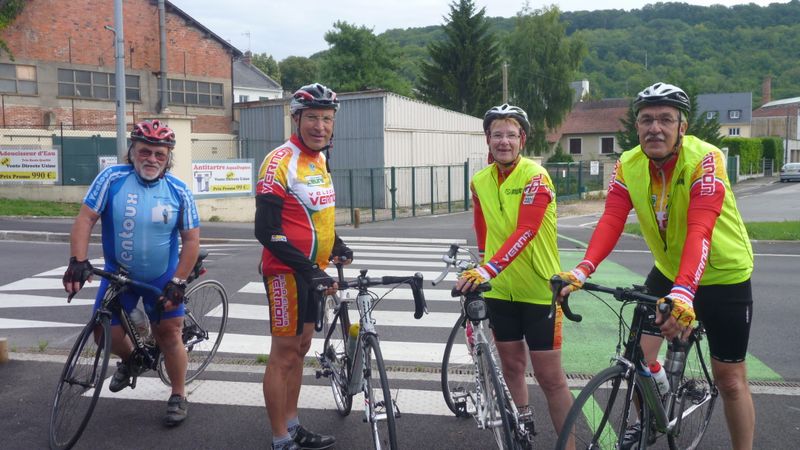 Les cyclos du club des cyclos de Vernon, rencontrés en aout 2013