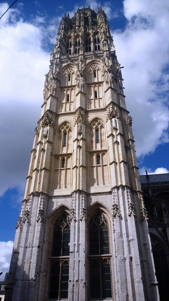 Tour clocher de l'abbatiale de Rouen en 2013