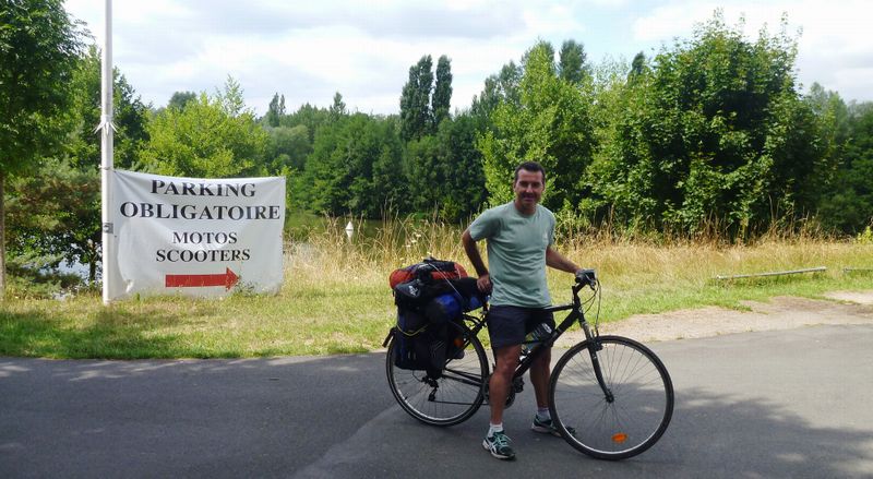 Jeune cyclo rencontré au sud de Paris en 2013