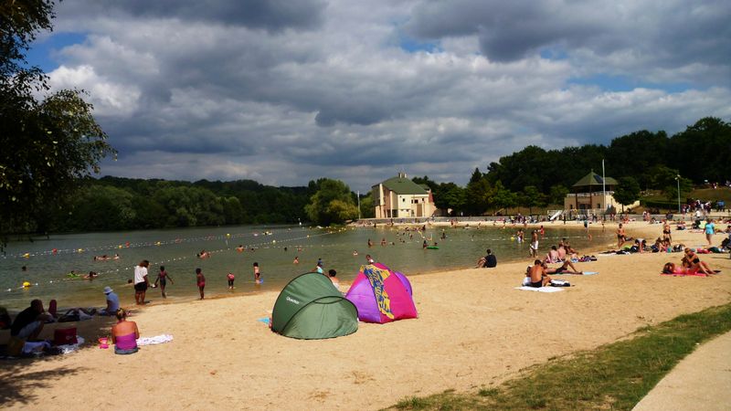 Lac de Bois le roi, au sud de Paris, bords de Seine, en 2013