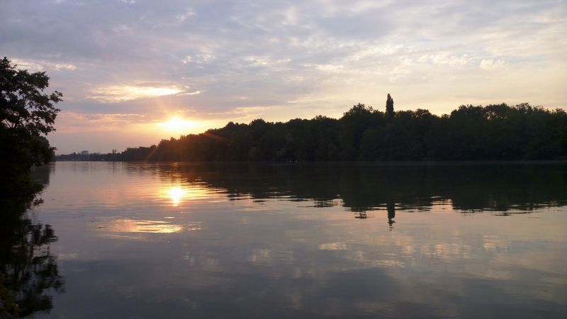 Melun en bordure de Seine, au petit matin chagrin de 2013